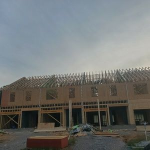 Meet your Posher, Luis